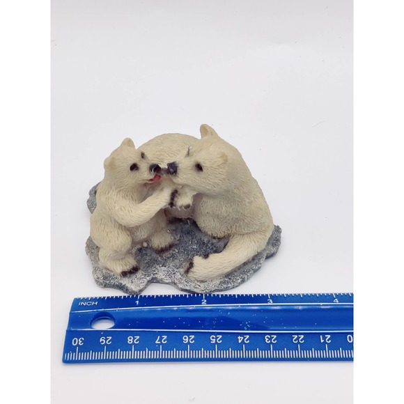 2 Polar Bears Figurine Sculpture Mama & Baby Kiss 2" Cute Nick-Nack Albert Price - Picture 9 of 10